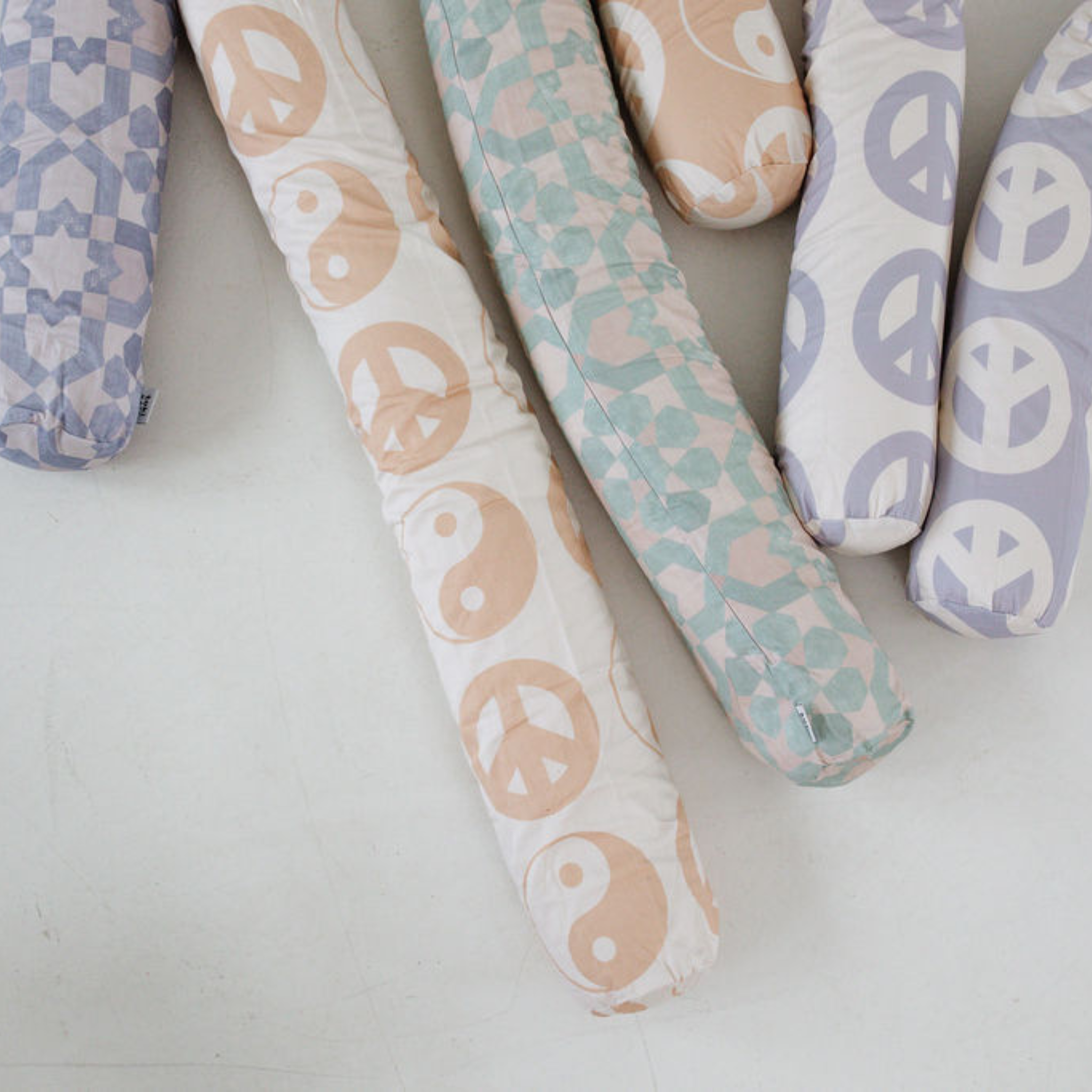 Cream Peace Sign Support Pillow Toki Mats   