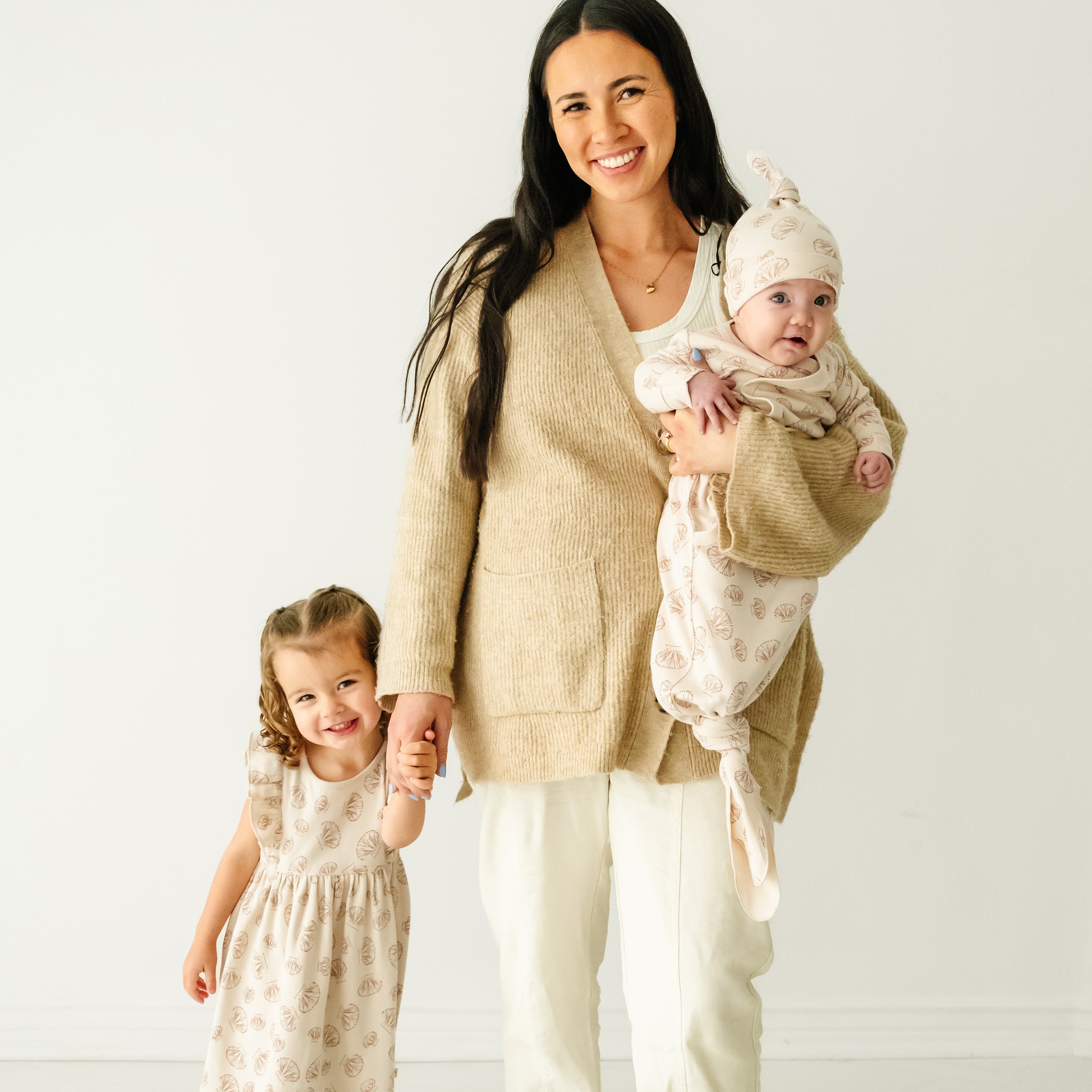 Organic Baby Sleep Gown Knotted - Seashells Makemake Organics   