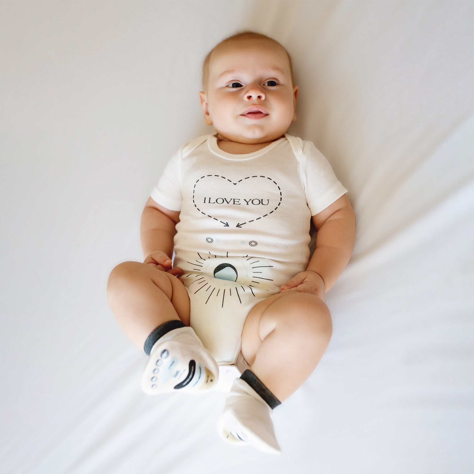 Massage Me! Onesie (0-6 Months) Kahlmi   