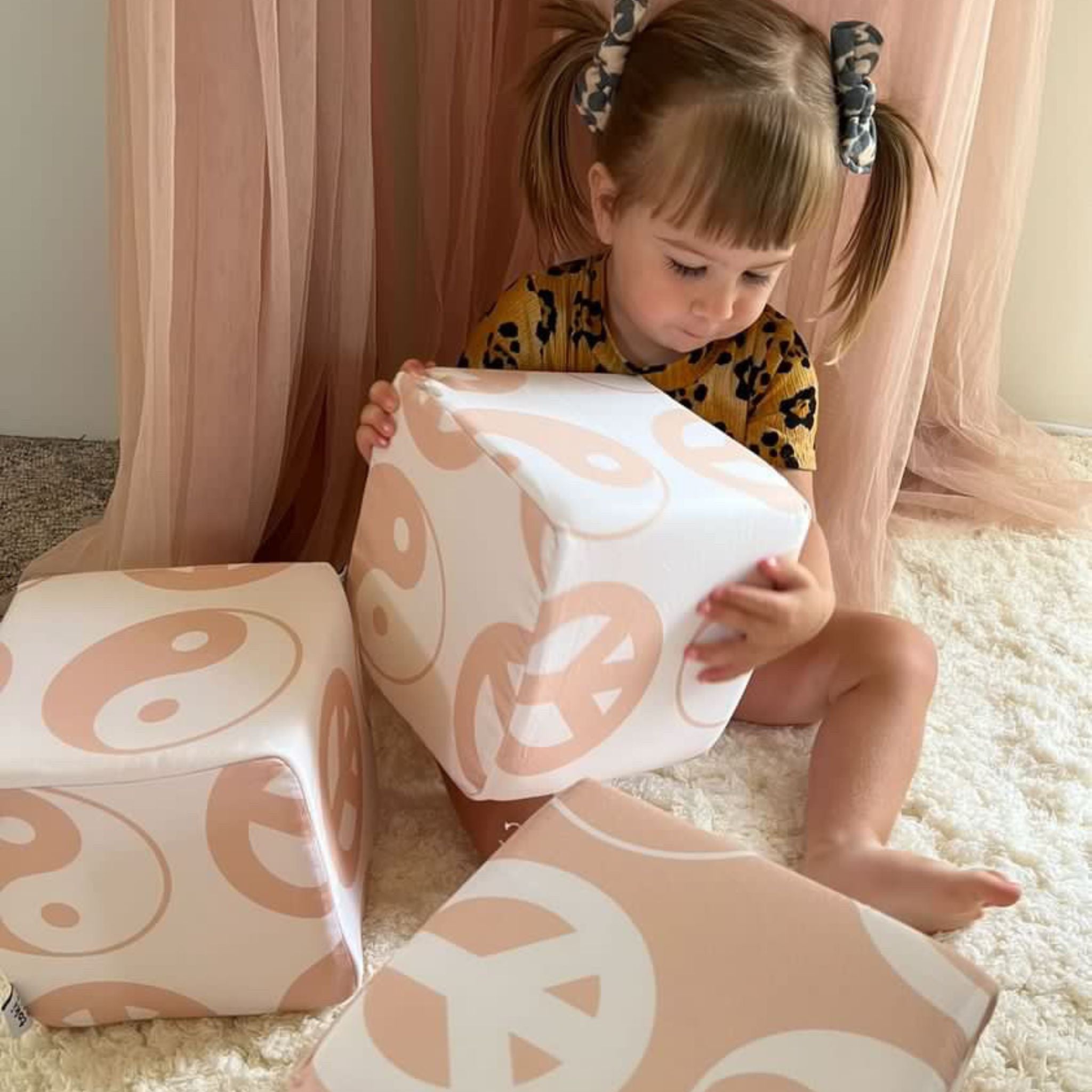 Beige Yin Yang Play Cube Toki Mats   