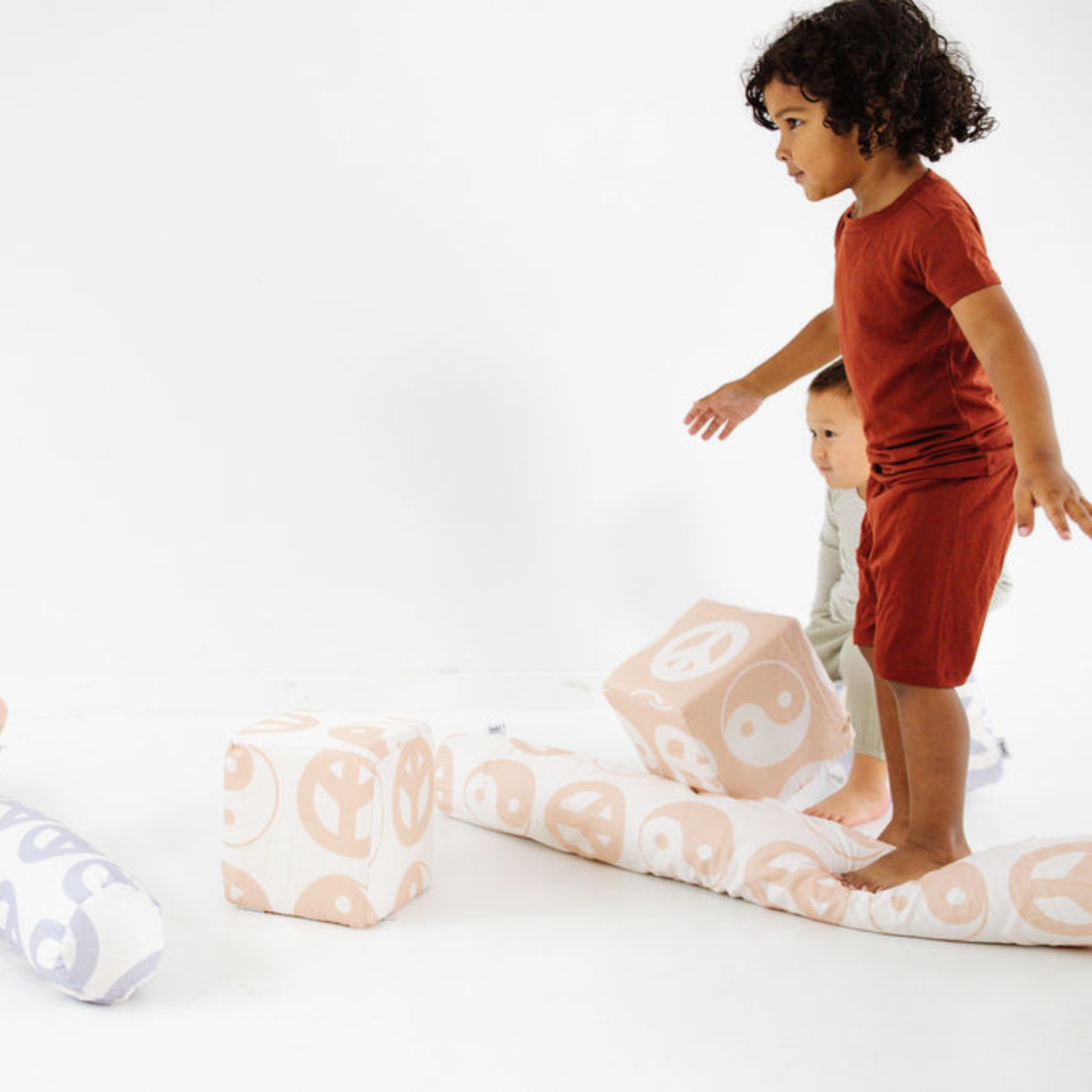 White Yin Yang Play Cube Toki Mats   