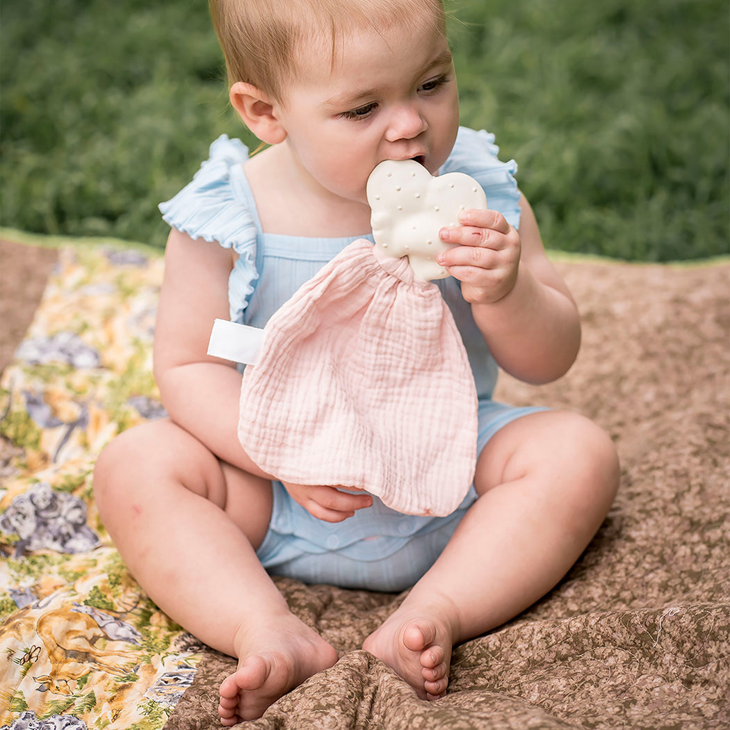 Meiya the Mouse Teething Comforter Tikiri Toys   