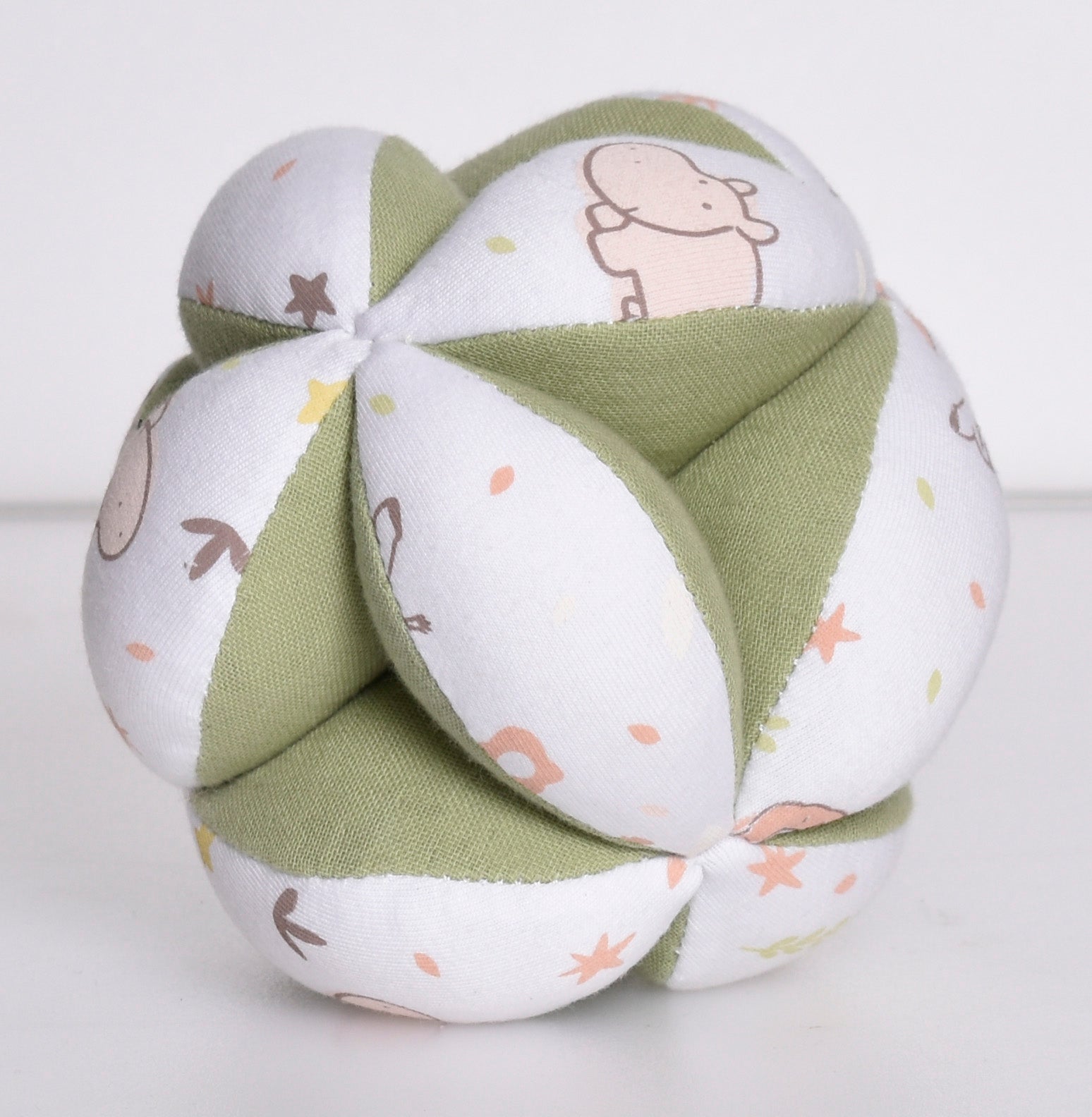 Safari Organic Clutch Ball With Rattle Tikiri Toys   