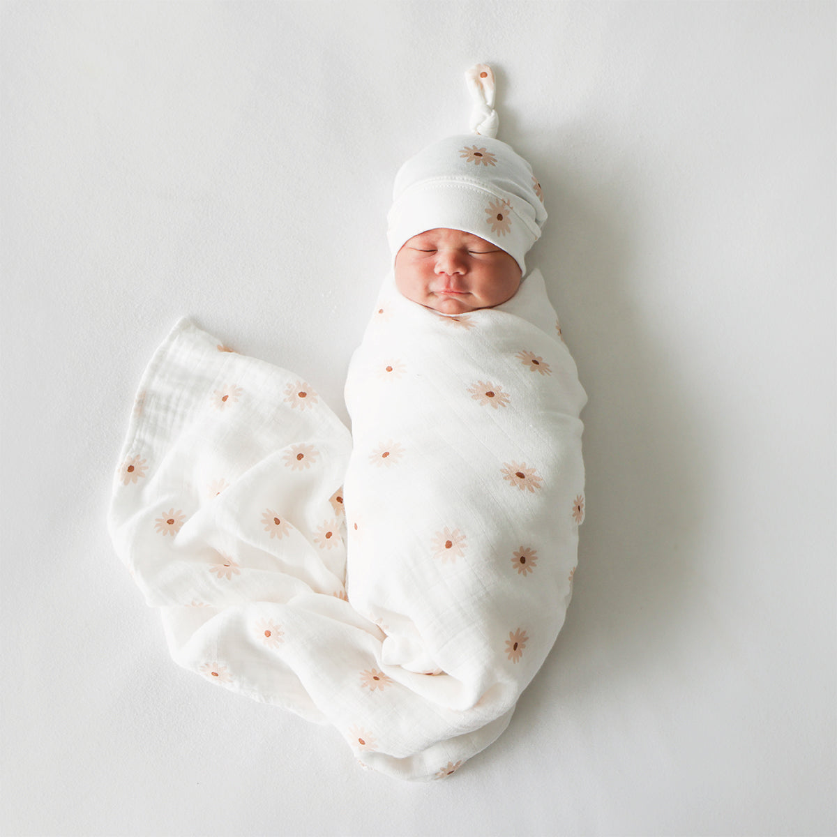 Hat & Swaddle Sets Lulujo   