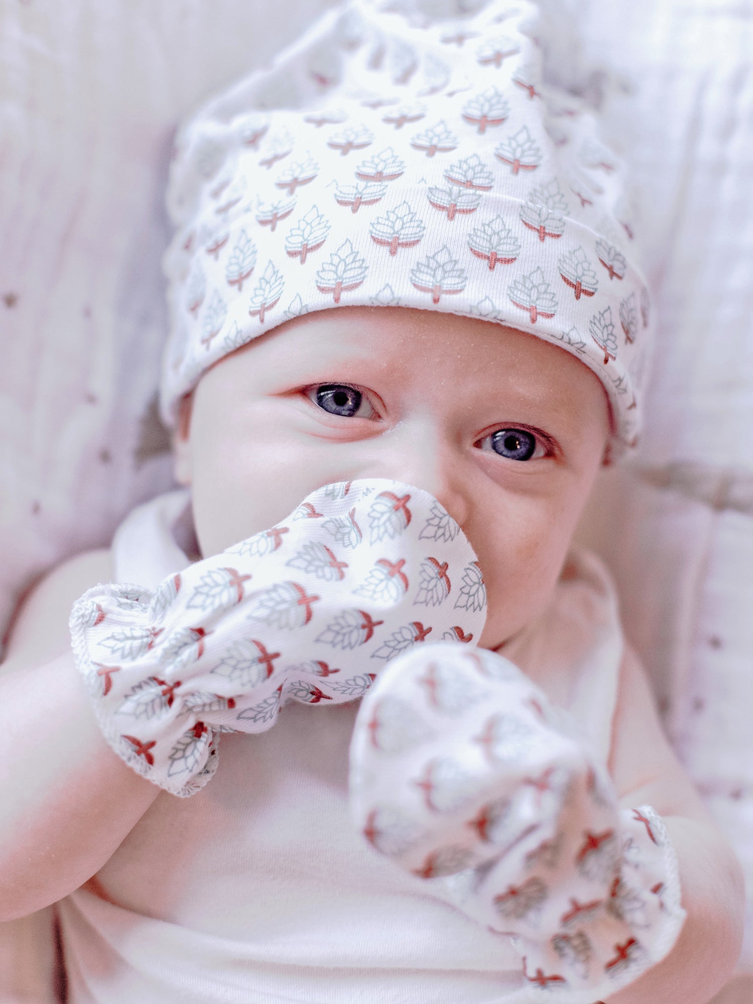 Organic Cotton Bandana Bib, Mitten, Hat Set - Miami Malabar Baby   