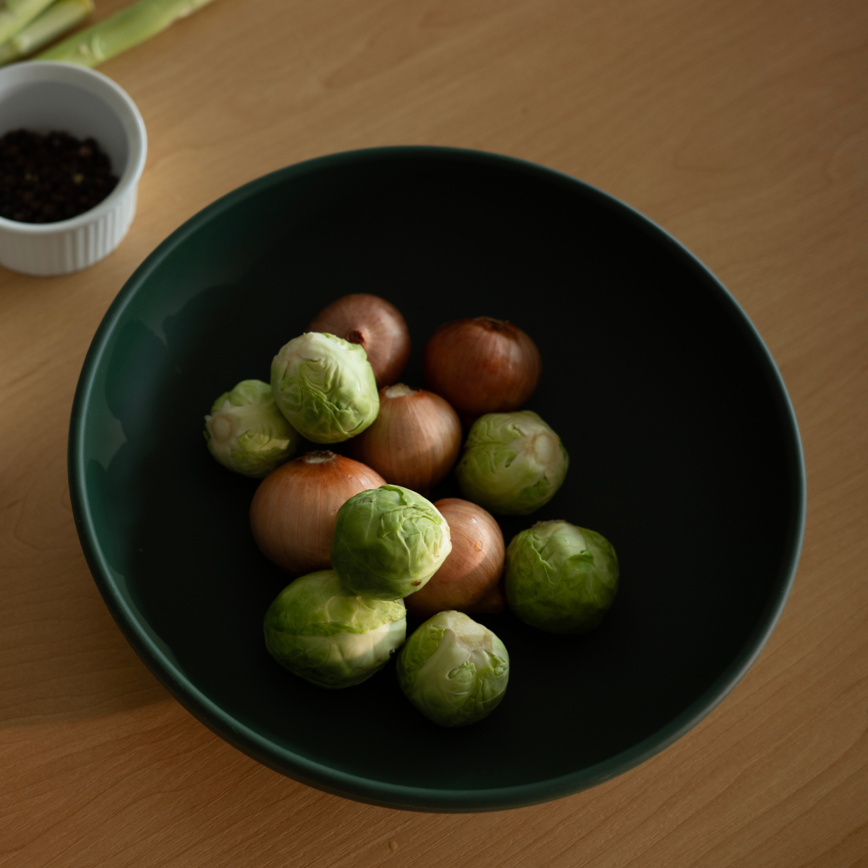 Bang-Proof Bowl Ribbon Kitchen   