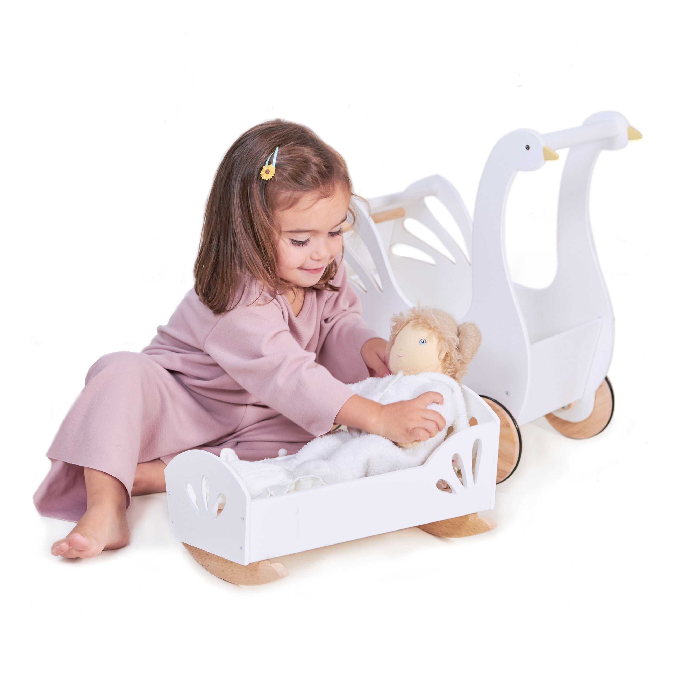 Sweet Swan Dolly Bed Tender Leaf Toys   