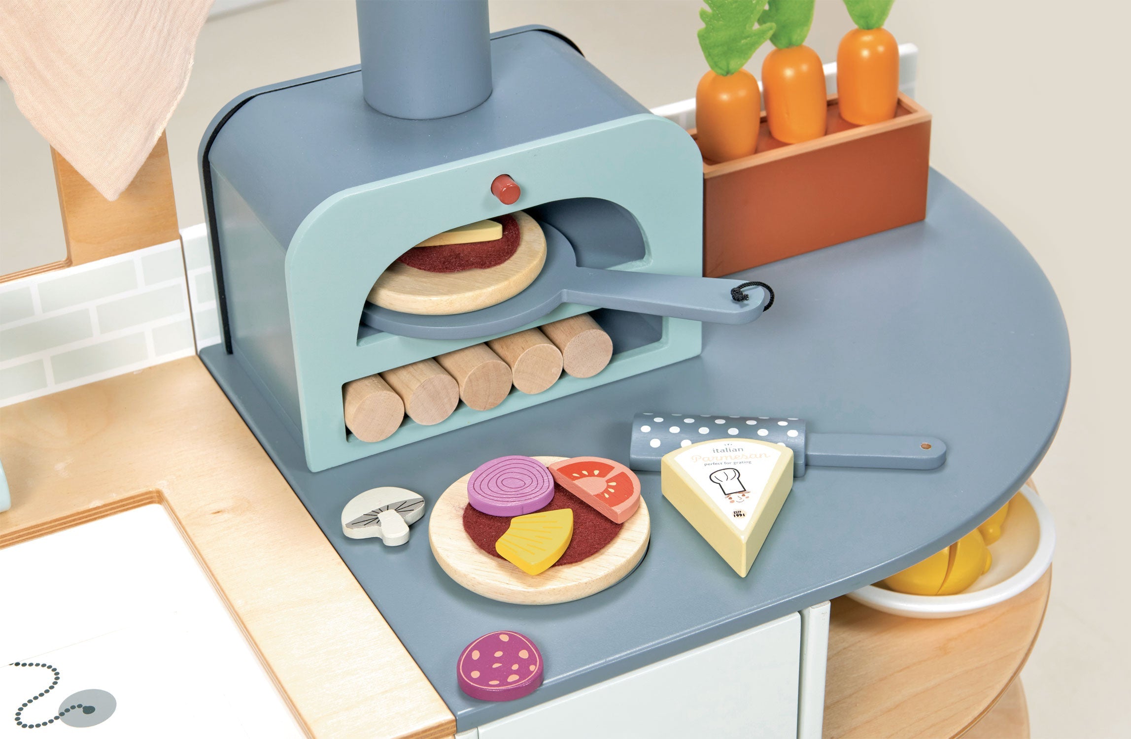 La Fiamma Grand Kitchen Tender Leaf Toys   