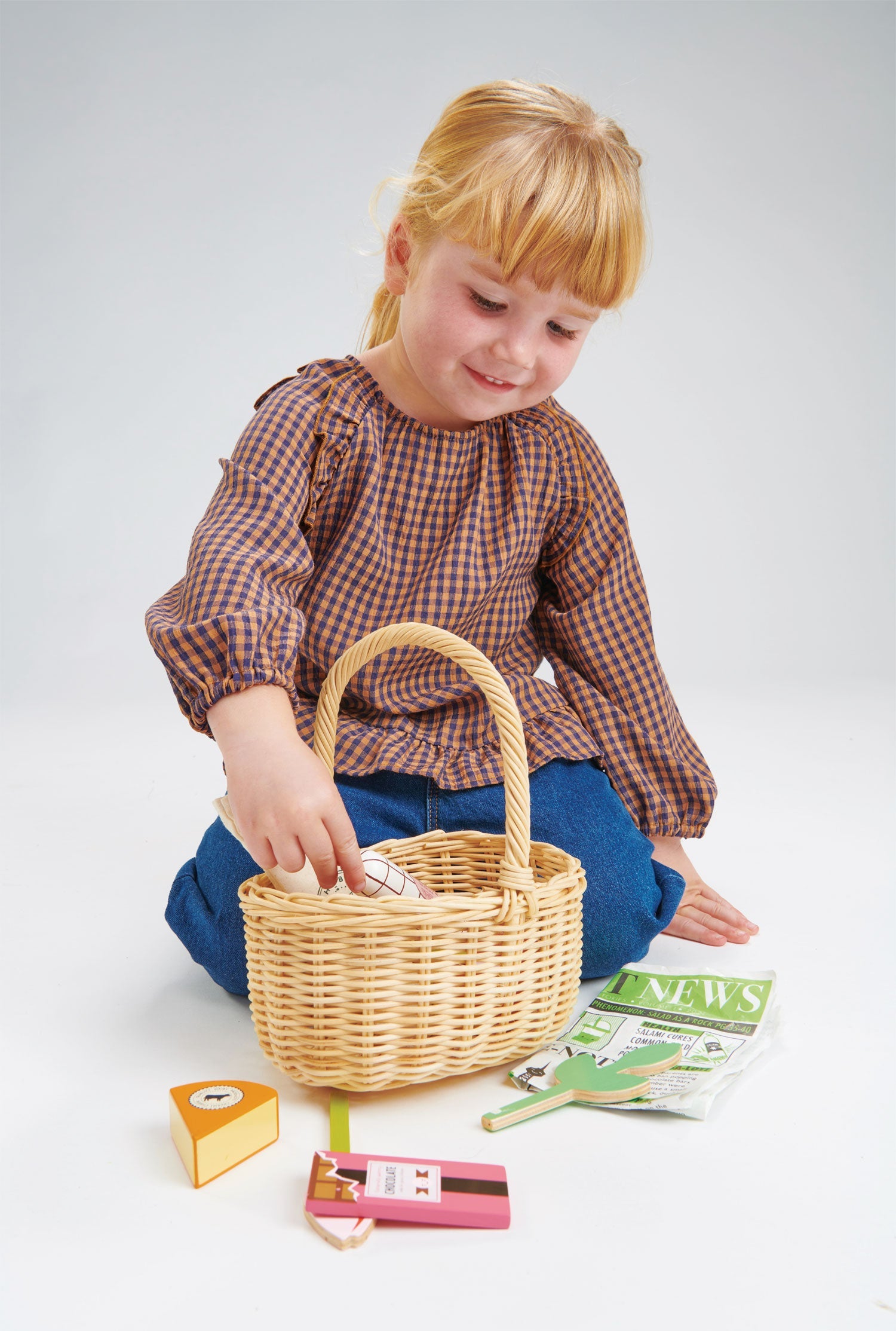 Wicker Shopping Basket Tender Leaf Toys   