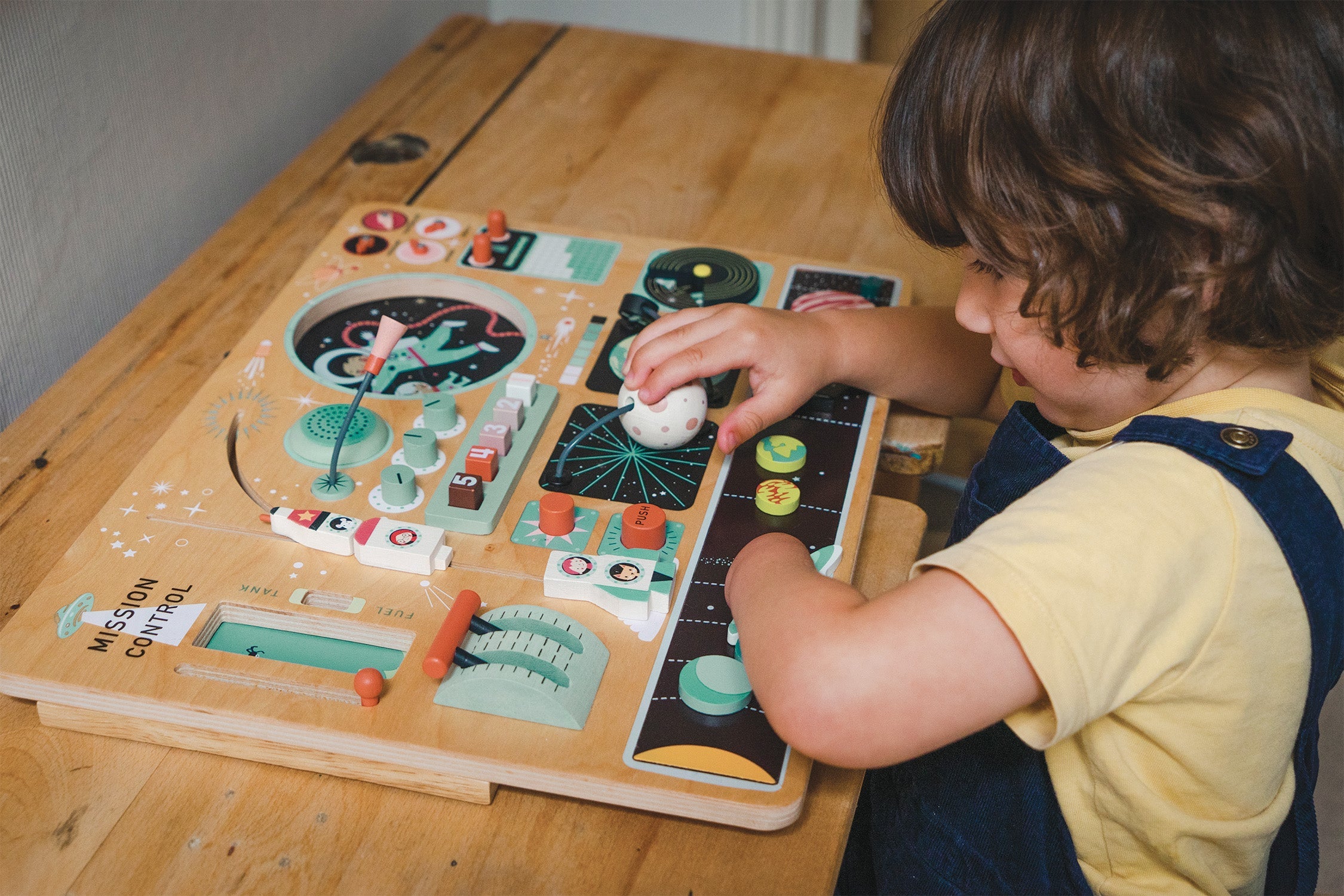 Space Station Tender Leaf Toys   