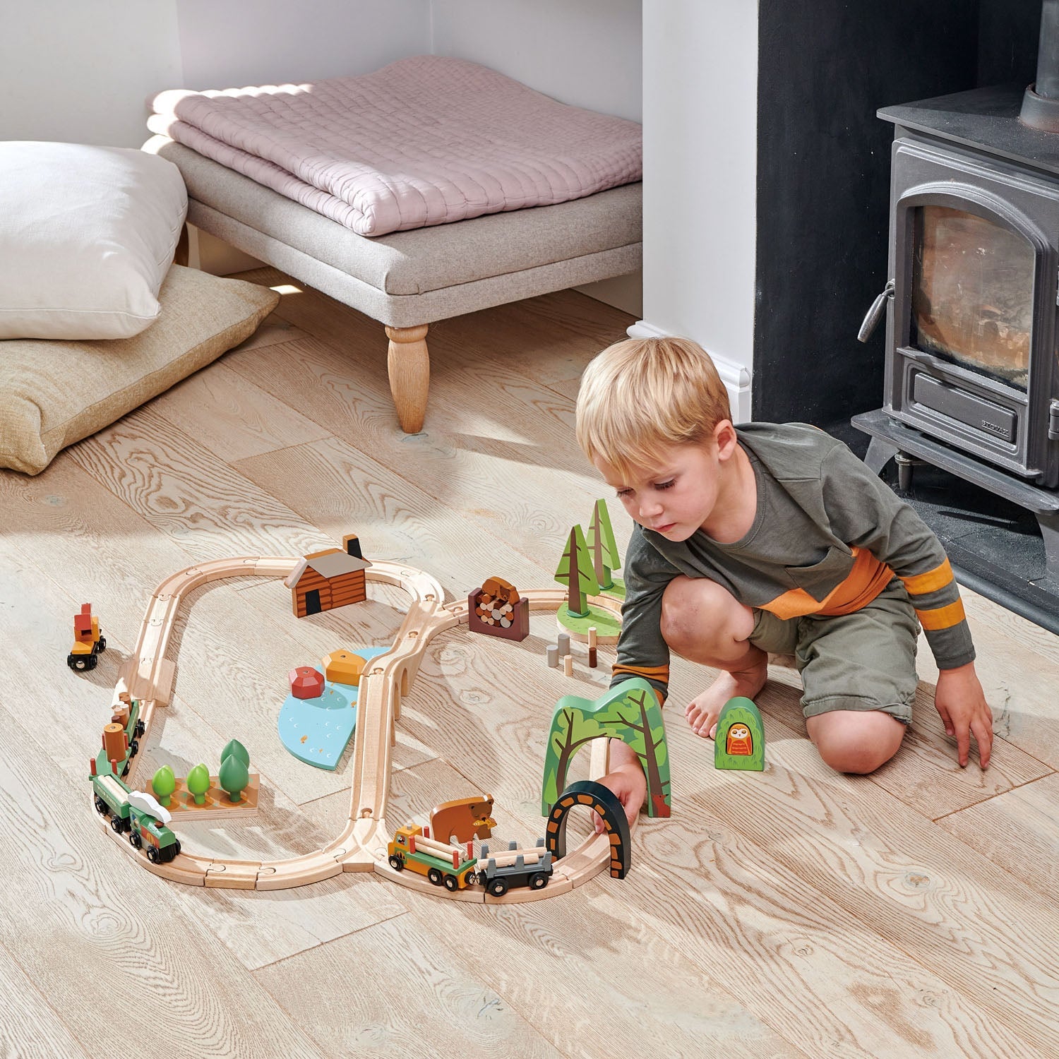 Wild Pines Train Set Tender Leaf Toys   