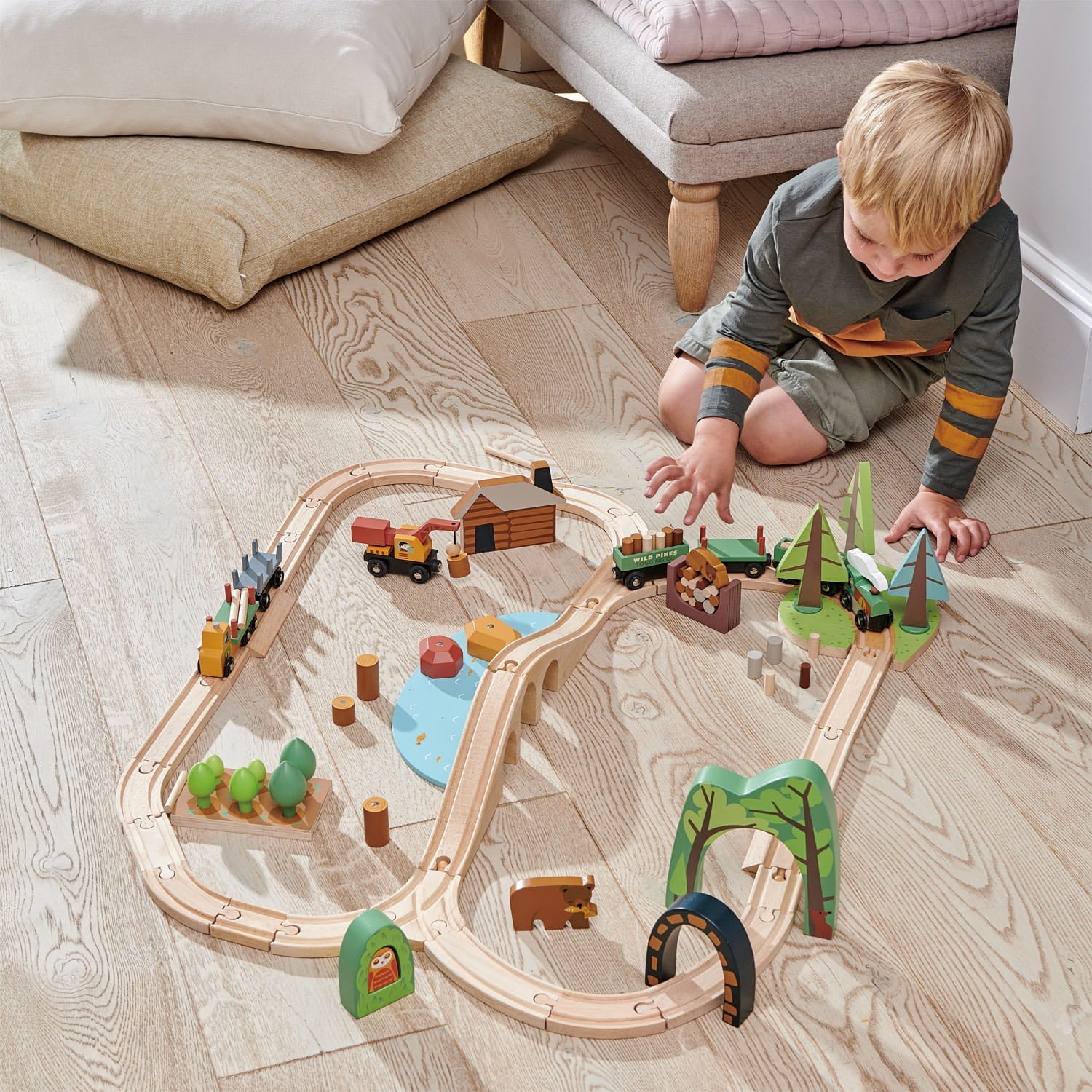 Wild Pines Train Set Tender Leaf Toys   