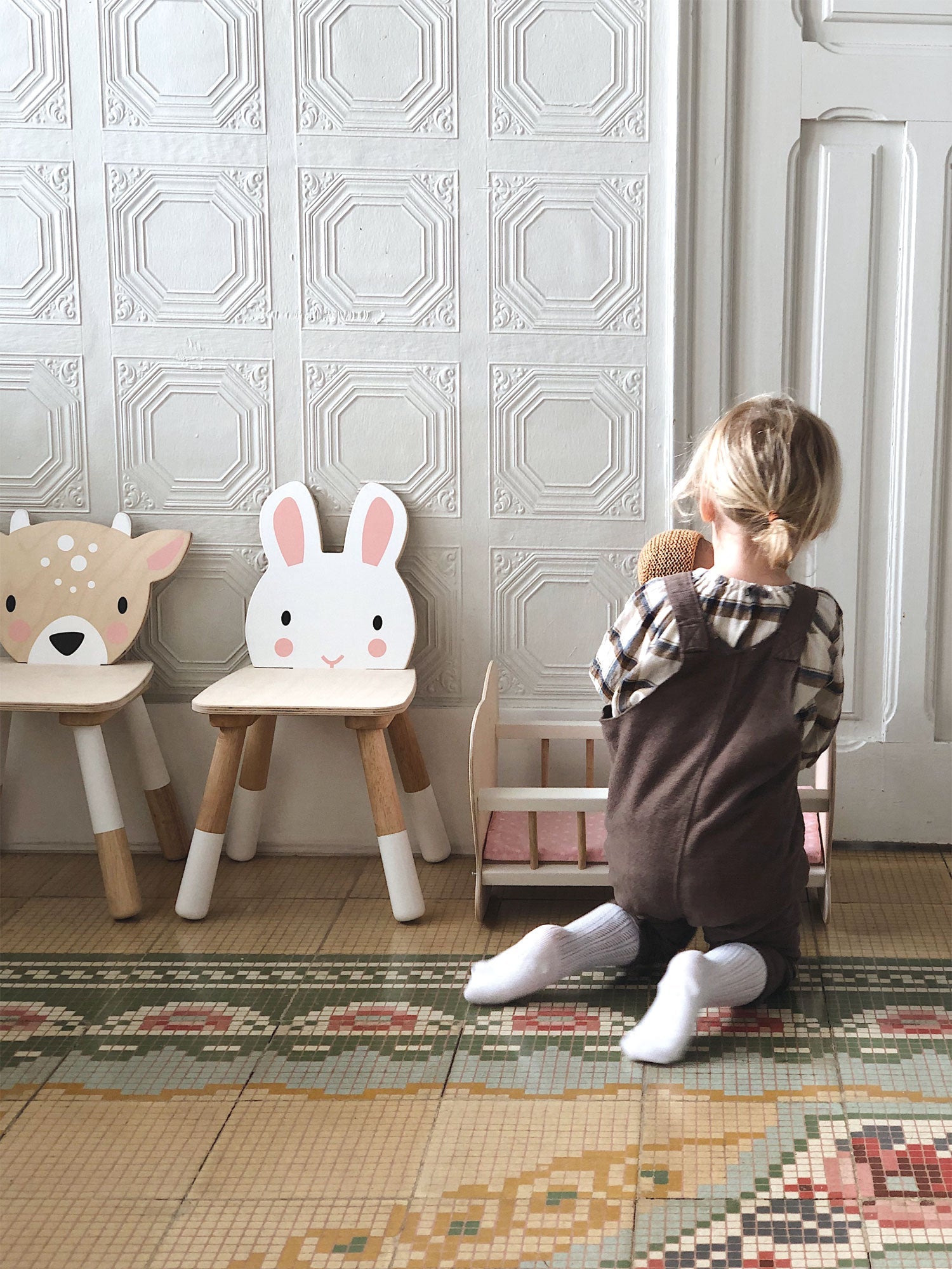 Forest Rabbit Chair Tender Leaf Toys   