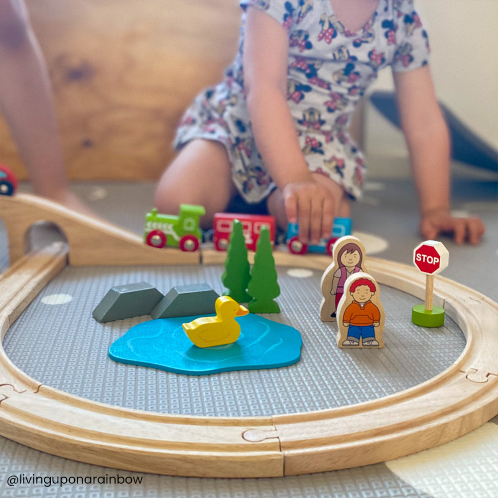 Figure of Eight Train Set Bigjigs Toys   