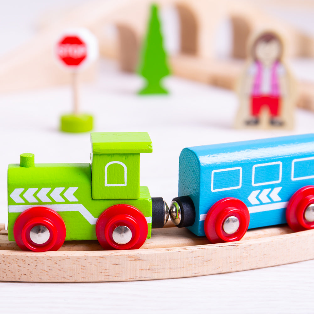 Figure of Eight Train Set Bigjigs Toys   