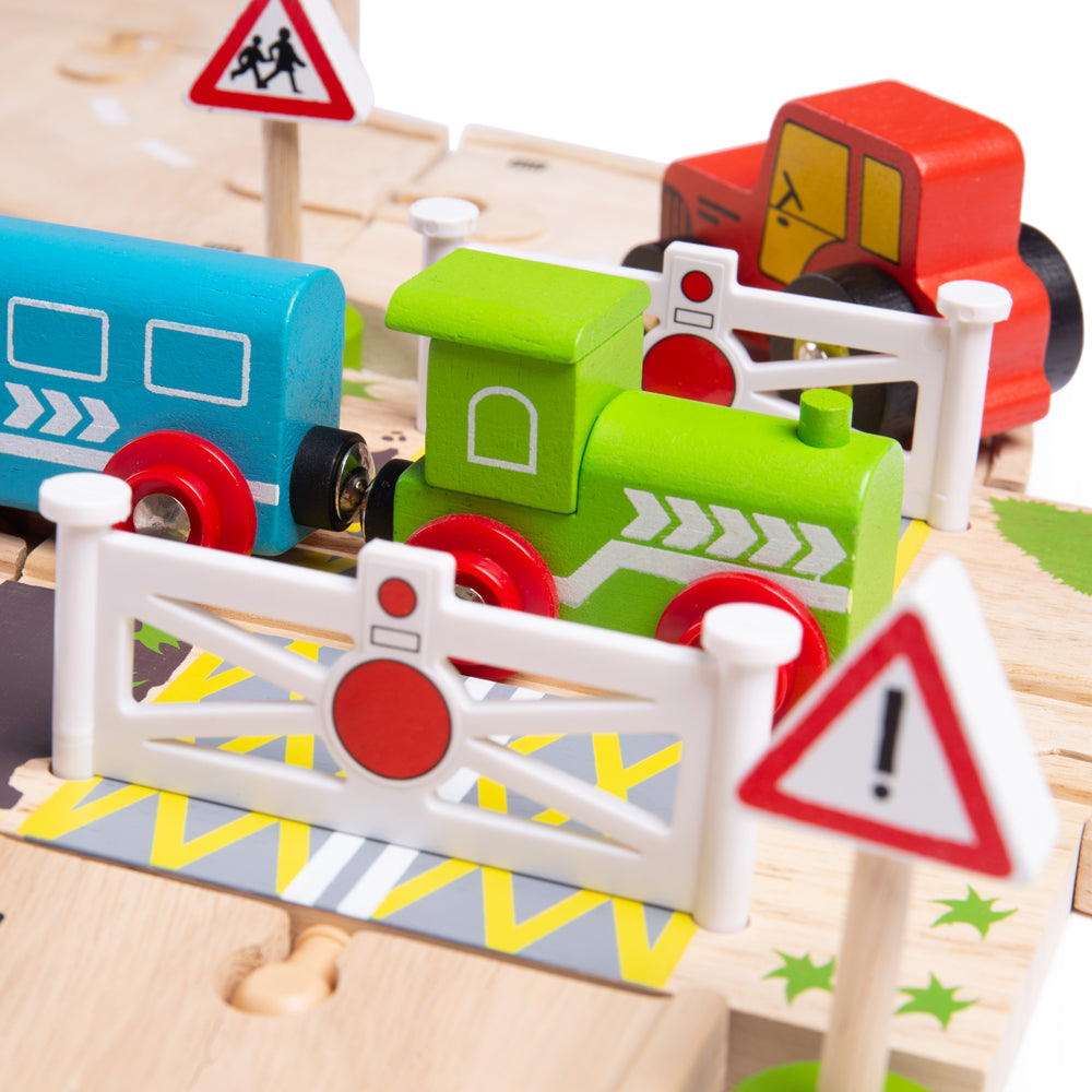 Road & Rail Train Set Bigjigs Toys   