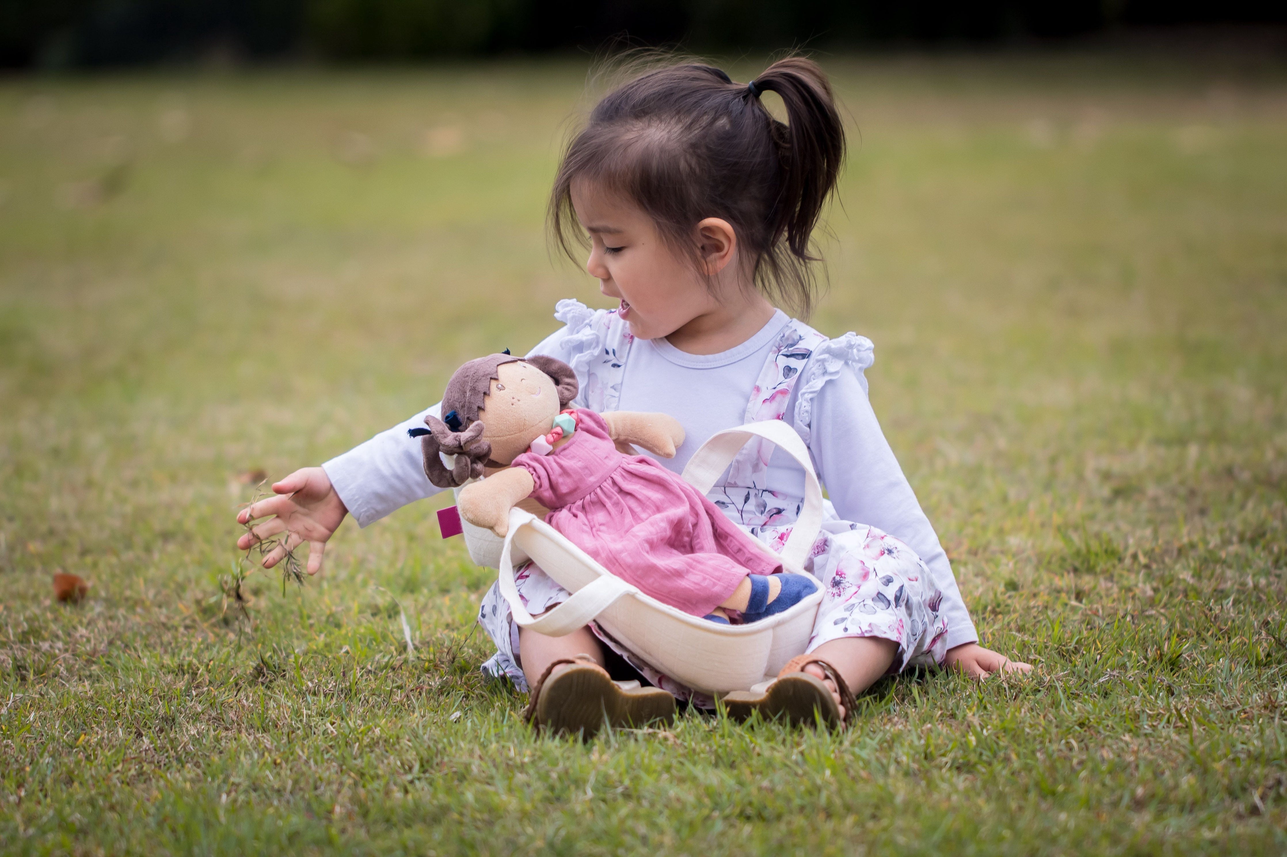 Mandy With Friendship Bracelet in Muslin Dress Tikiri Toys   