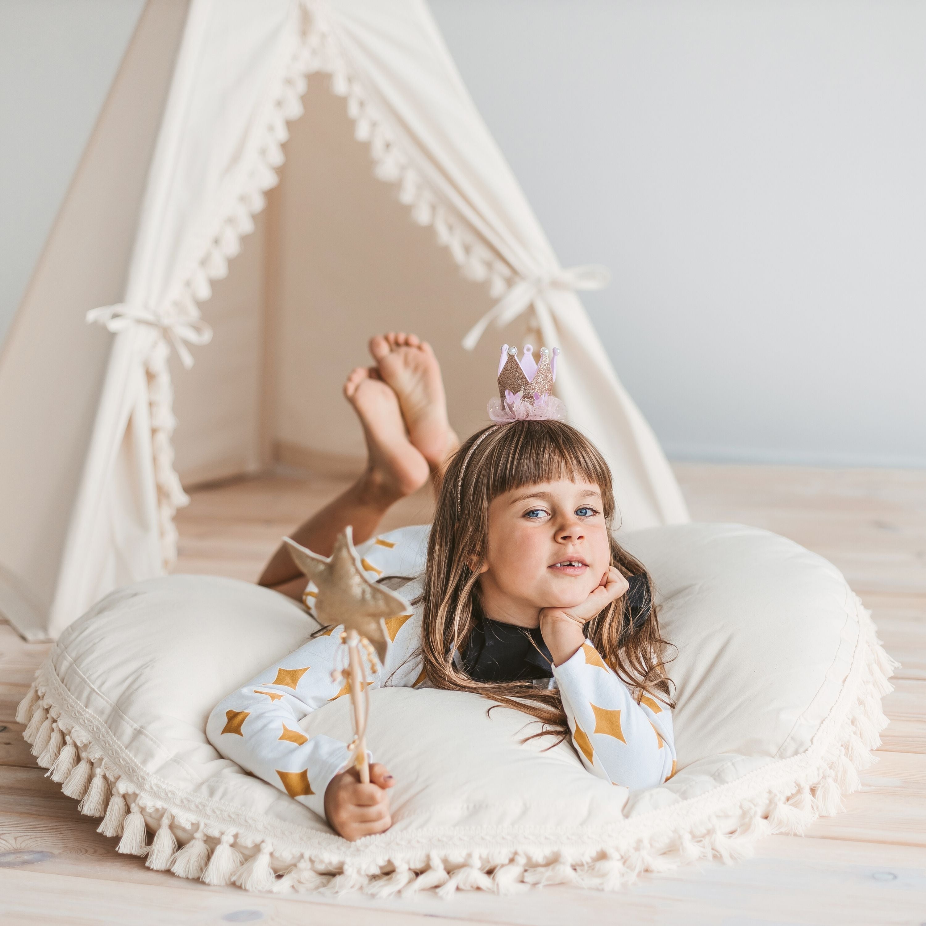 MINICAMP Boho Kids Teepee With Tassels minicamp   