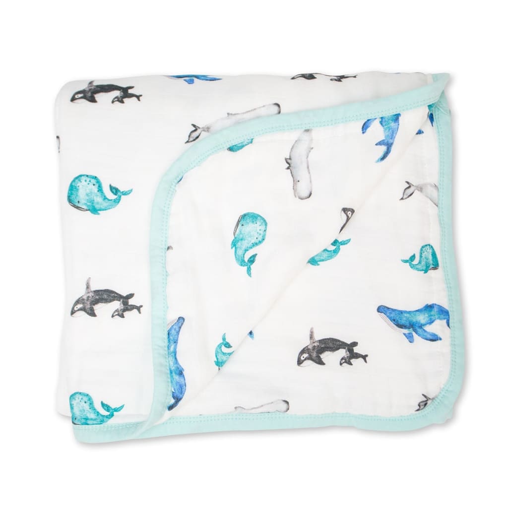 Deluxe Quilt Lulujo Whales  