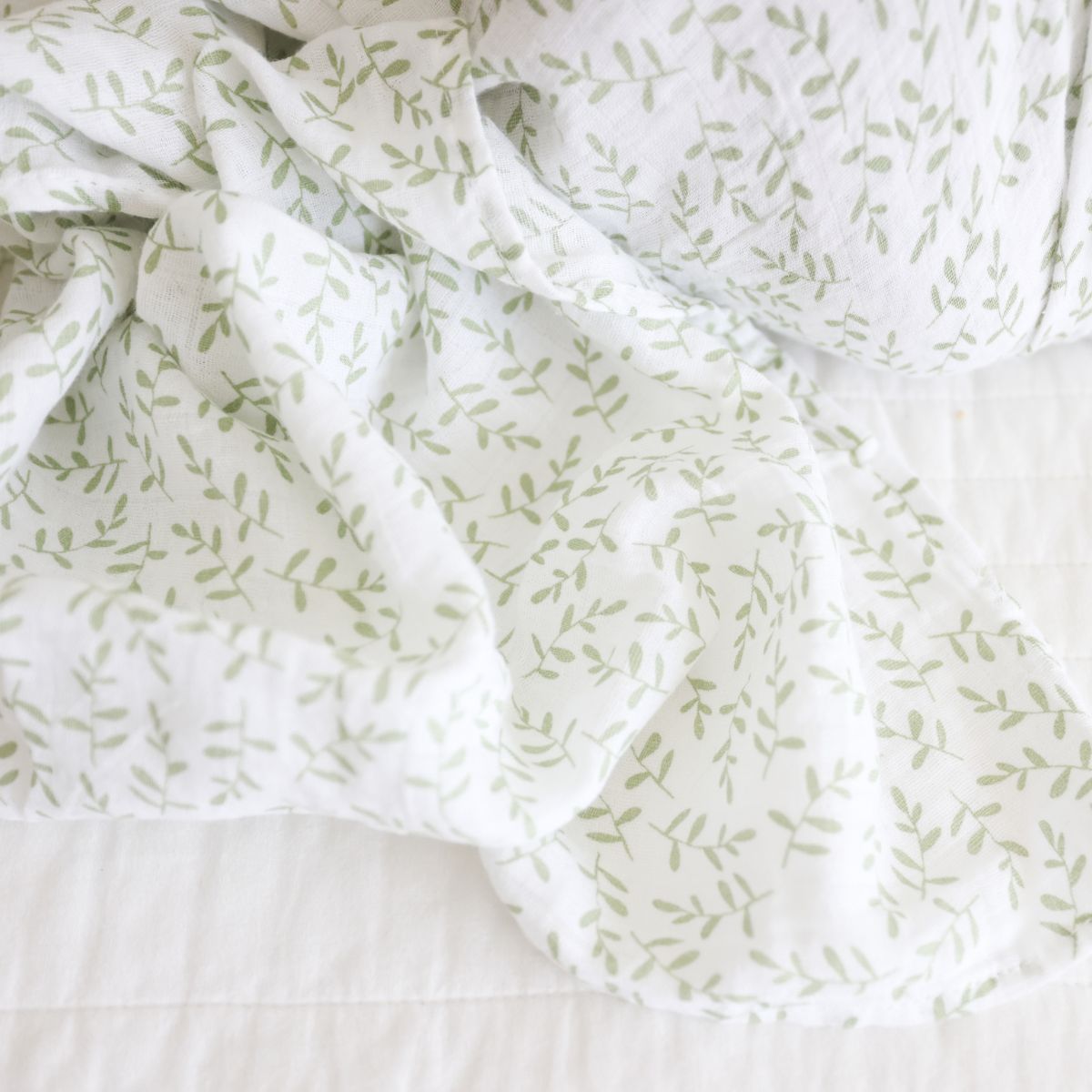 Muslin Swaddle Lulujo   