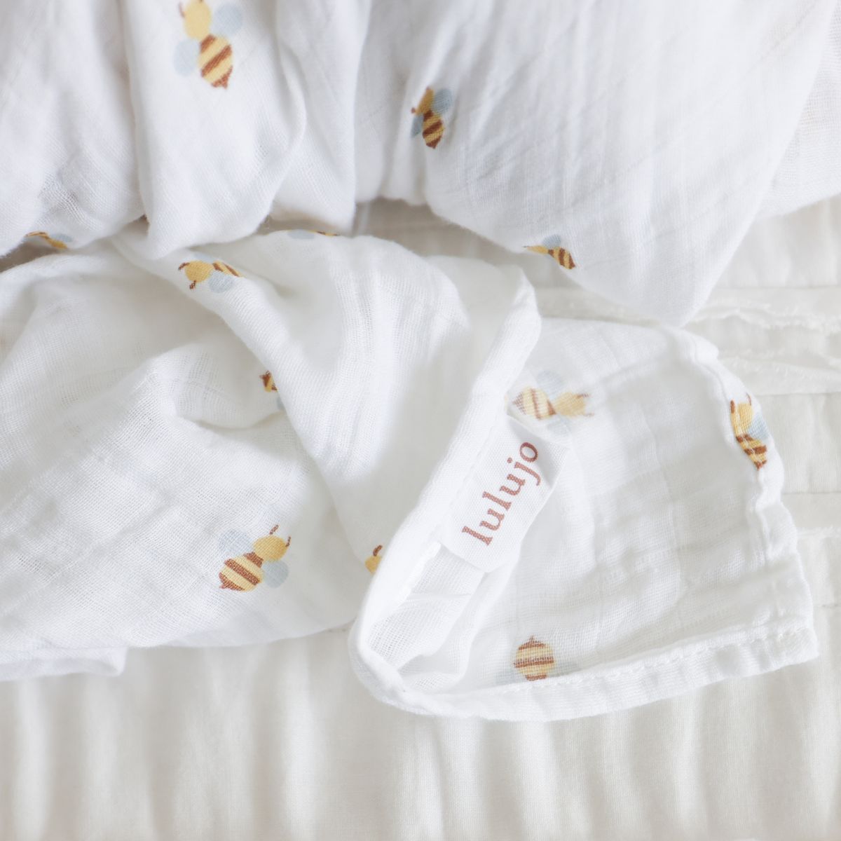 Muslin Swaddle Lulujo   