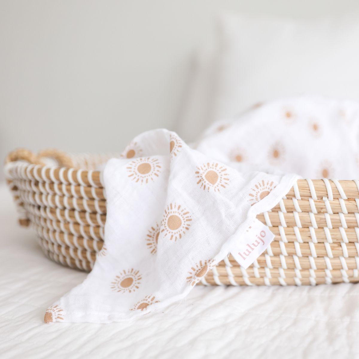 Muslin Swaddle Lulujo   