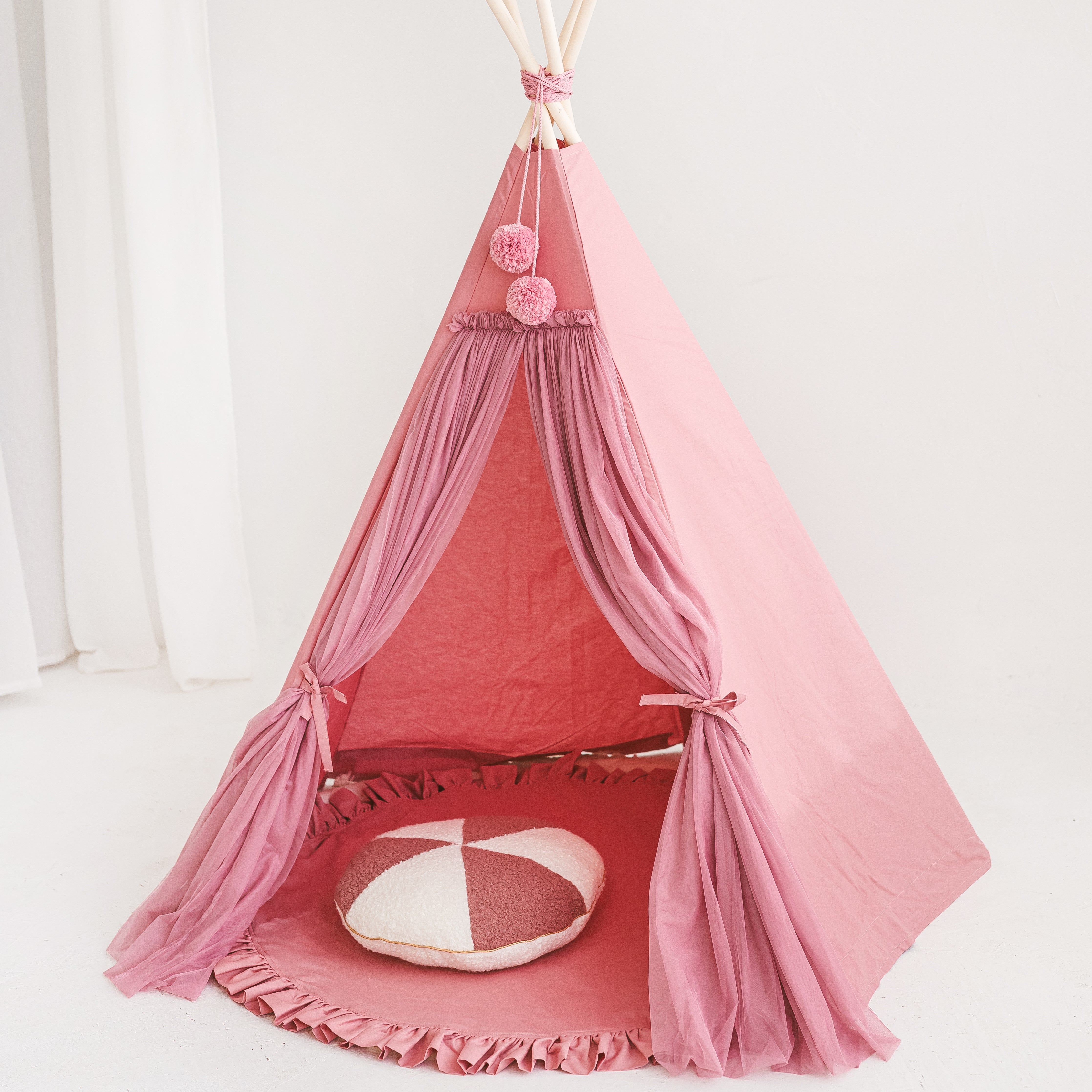 MINICAMP Fairy Kids Play Tent With Tulle in Rose minicamp   