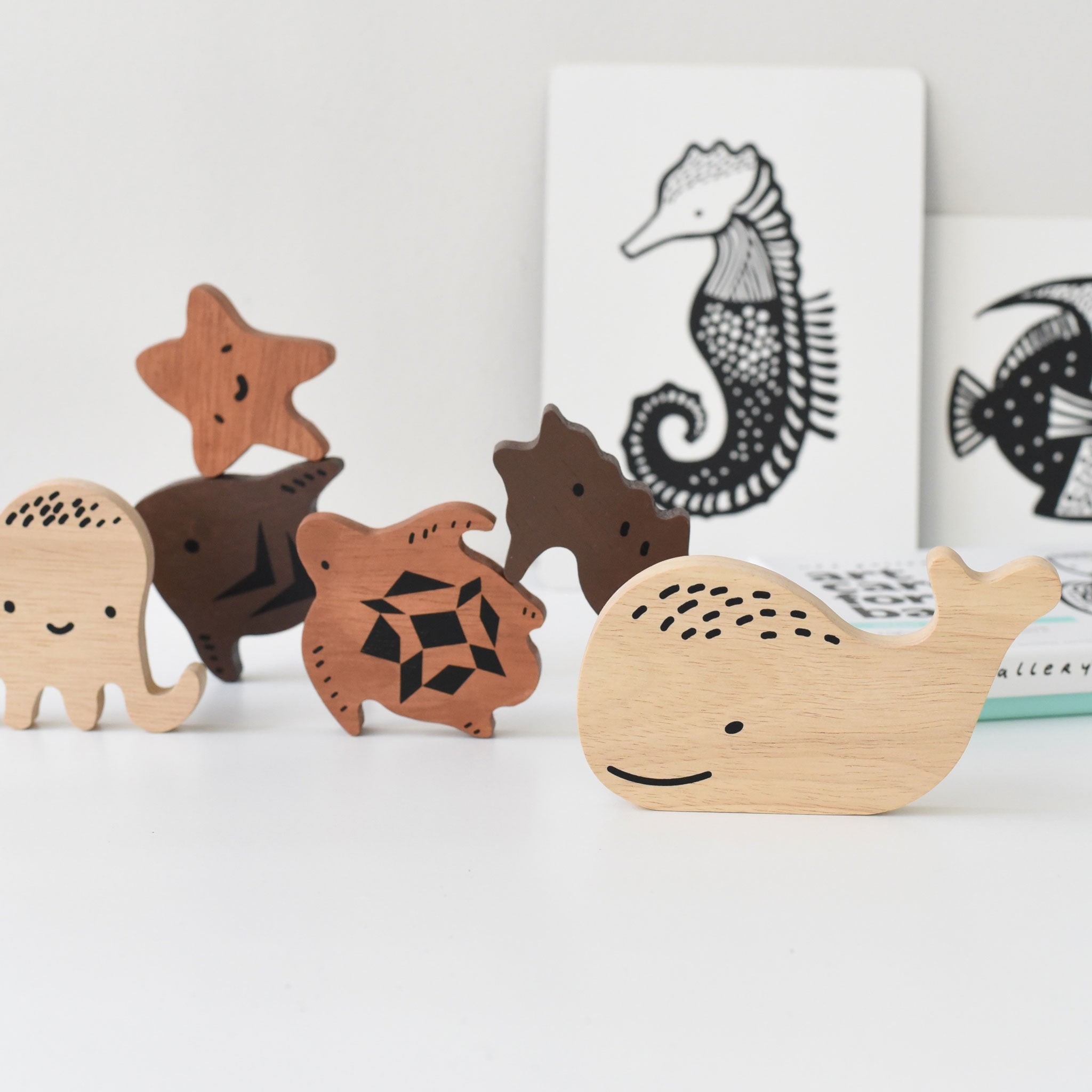 Wooden Tray Puzzle - Ocean Animals - 2nd Edition Wee Gallery   